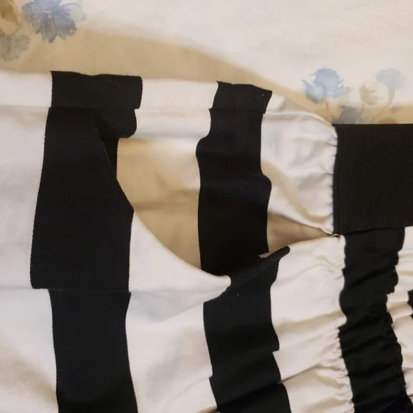 Iz Byer Juniors/ Teenager Black/ White Striped Dress Size Xs - Picture 11 of 11